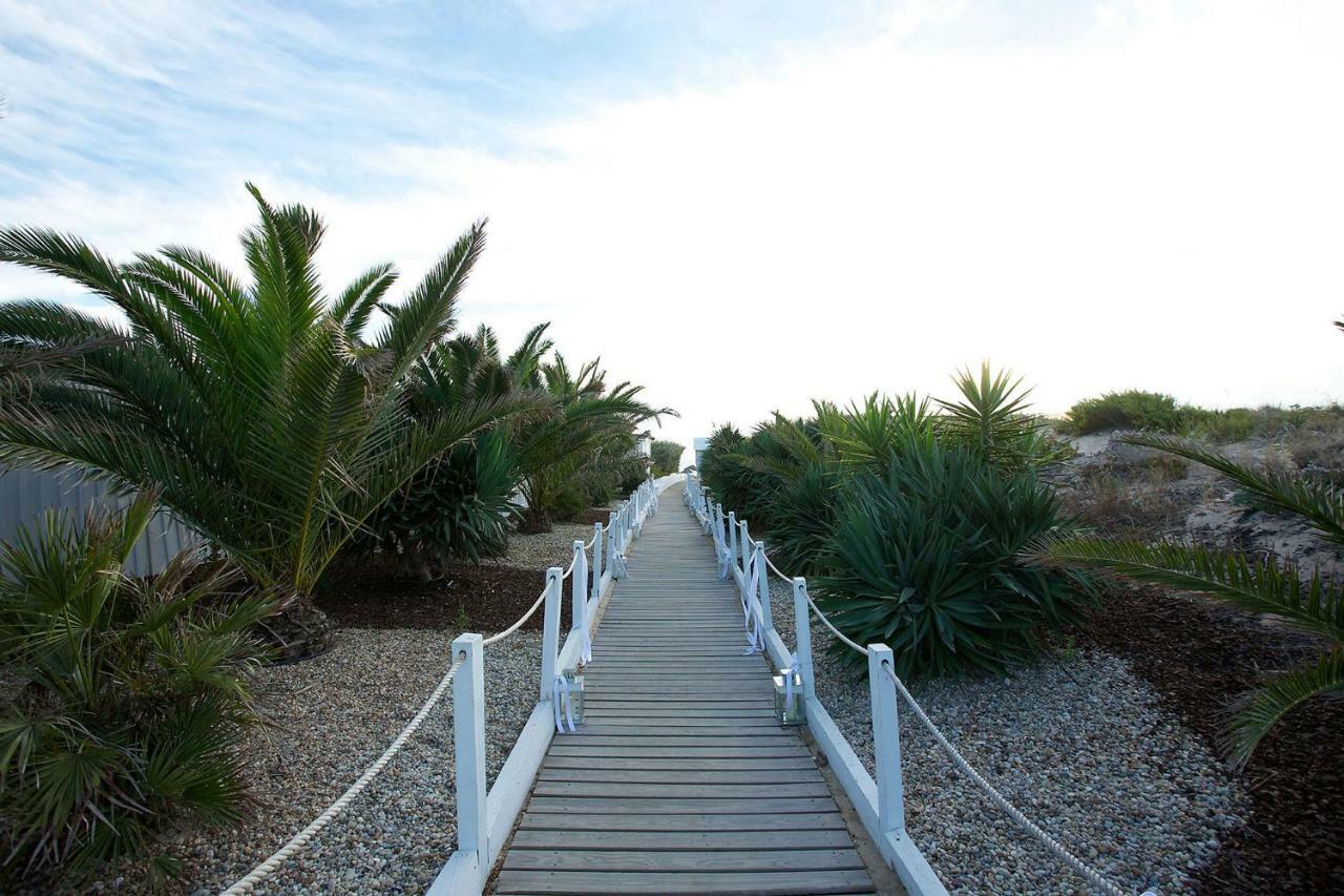 Villa Near Beach & Lisbon Corroios Eksteriør billede